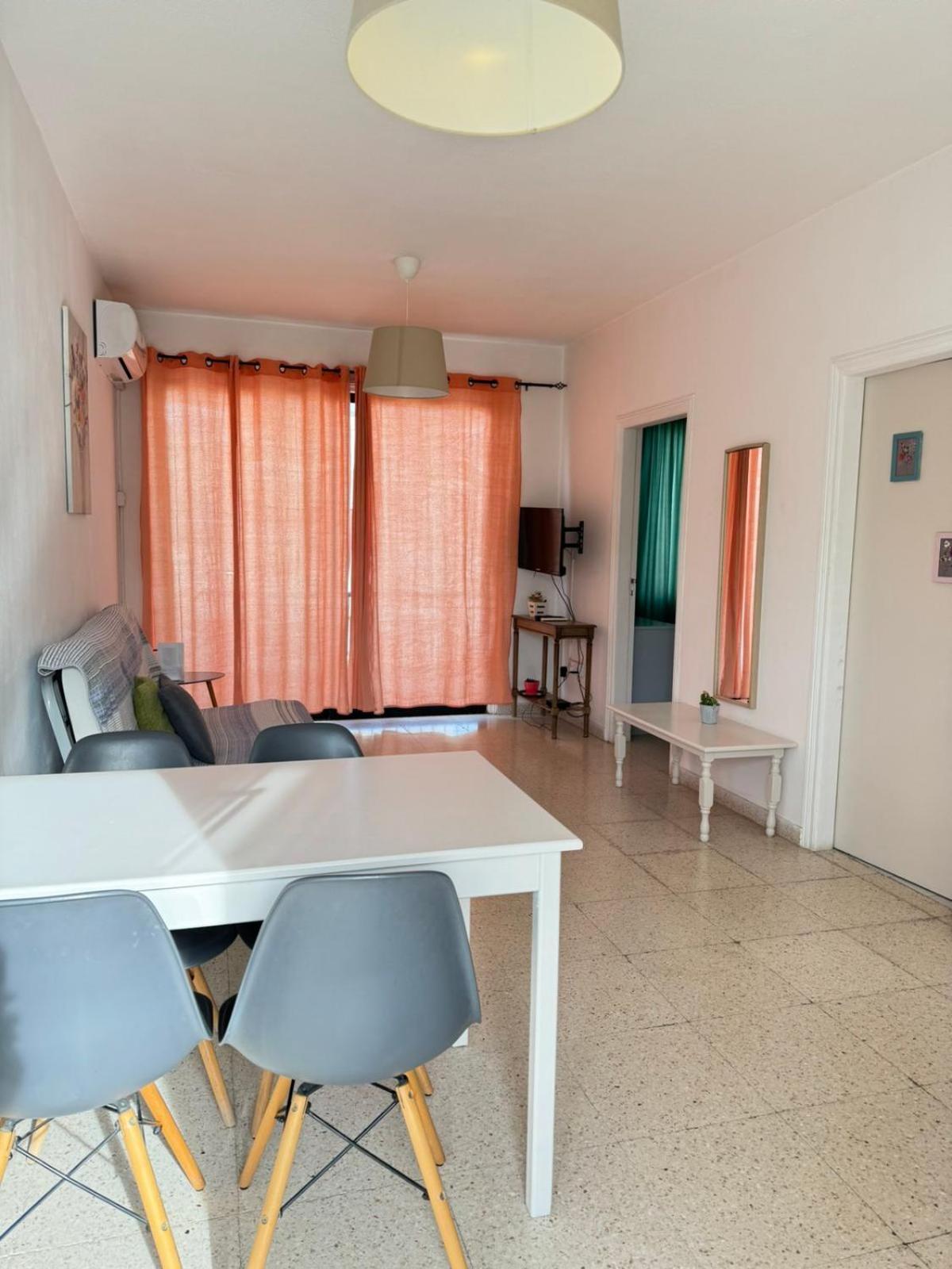 Aparthotel Sea Larnaka